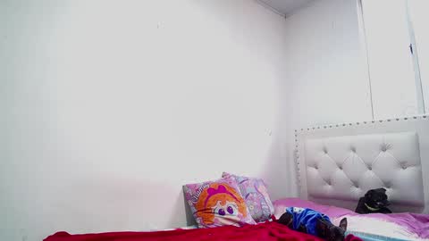 Dakota and Aron online show from December 30, 2024, 7:42 pm