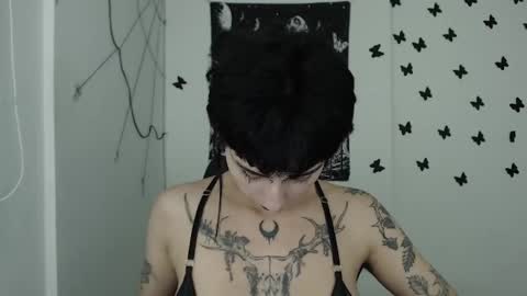 Snapshot of dakota_krall_ chatting on February 13, 2025, 2:45 am dakota online show from February 13, 2025, 2:45 am