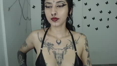 Snapshot of dakota_krall_ chatting on March 1, 2025, 1:43 am dakota online show from March 1, 2025, 1:43 am