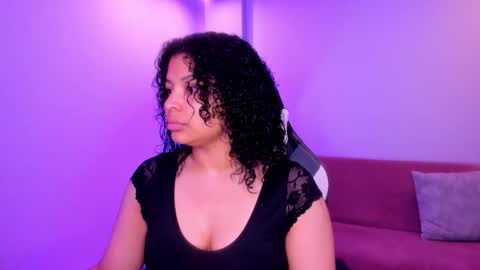 dakota_mars online show from October 10, 2025, 12:04 pm