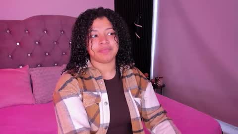 dakota_mars online show from October 18, 2025, 12:17 pm