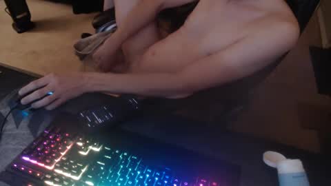 Snapshot of dakota_reilly chatting on January 19, 2025, 12:28 pm Dakota online show from January 19, 2025, 12:28 pm