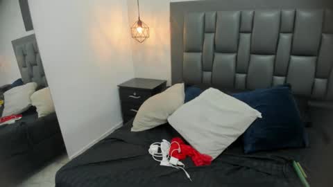 Snapshot of dakota_roussee chatting on November 4, 2025, 12:15 pm Dakota online show from November 4, 2025, 12:15 pm