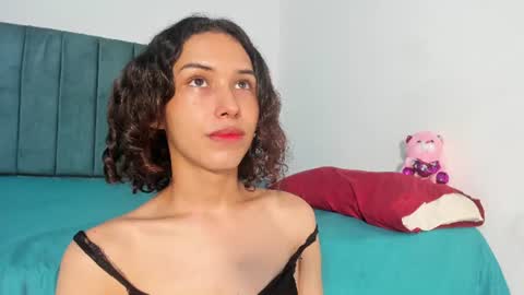 dakotadollly online show from July 27, 2026, 9:11 pm