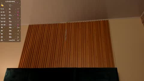 Snapshot of dalia_alissa chatting on May 9, 2026, 12:10 pm Violeta online show from May 9, 2026, 12:10 pm