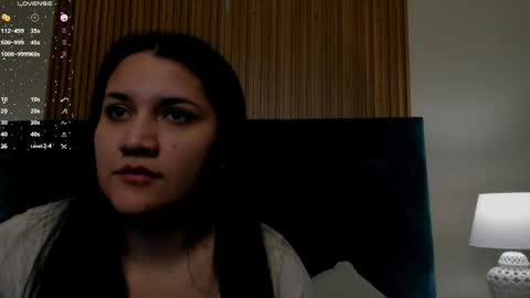 Snapshot of dalia_alissa chatting on May 11, 2026, 12:00 pm Violeta online show from May 11, 2026, 12:00 pm