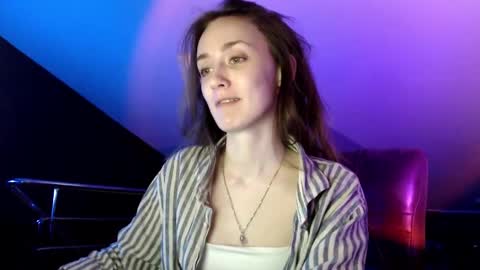 Dalia  online show from January 18, 2025, 1:29 pm