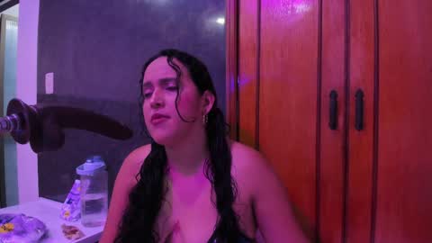 Snapshot of dalia_roses chatting on June 1, 2026, 1:29 am Dalia online show from June 1, 2026, 1:29 am