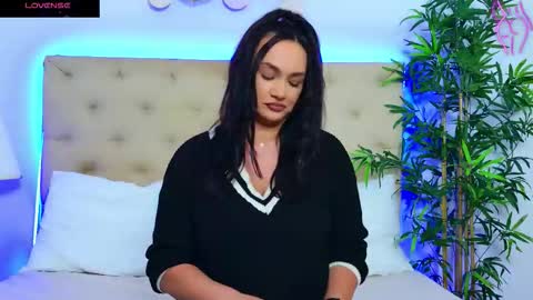 daliyaa_ online show from October 7, 2025, 2:36 pm