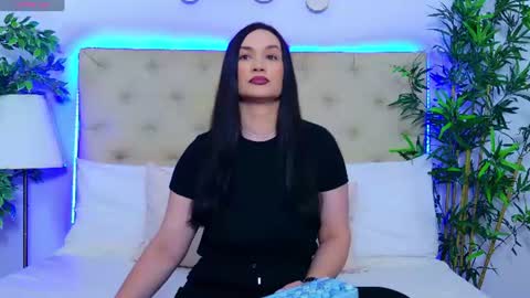 daliyaa_ online show from June 12, 2026, 12:04 pm