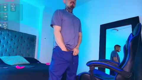 Dallas whitee online show from July 15, 2026, 8:36 pm