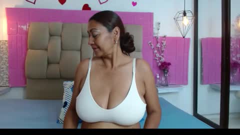 damaryleon online show from March 9, 2026, 6:56 pm