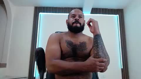 damian64436171 online show from May 14, 2026, 3:35 am