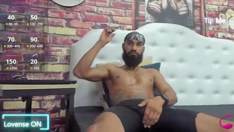 damian_shakur online show from January 17, 2026, 12:32 pm