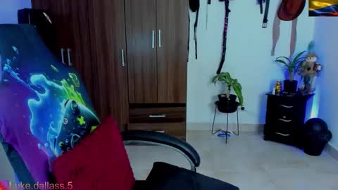 Snapshot of damian_torner chatting on February 8, 2025, 1:54 pm Damian torner online show from February 8, 2025, 1:54 pm