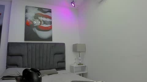 Snapshot of damian_vadim chatting on April 3, 2026, 10:57 am Damian Vadim online show from April 3, 2026, 10:57 am