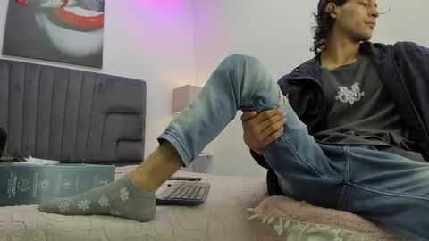 Snapshot of damian_vadim chatting on April 7, 2026, 11:32 am Damian Vadim online show from April 7, 2026, 11:32 am