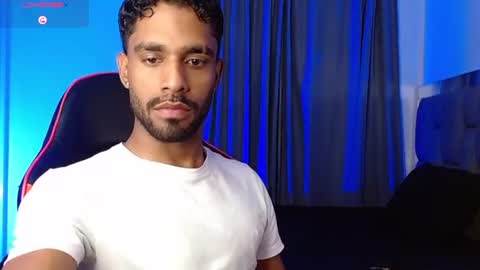 Snapshot of damiano_walker chatting on July 23, 2026, 6:00 am damiano_walker online show from July 23, 2026, 6:00 am