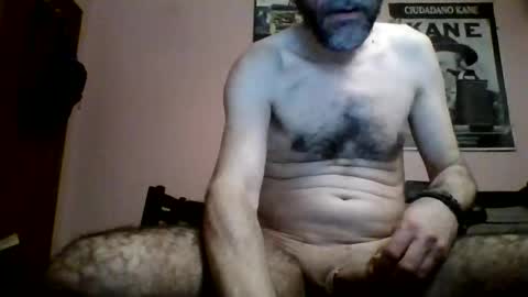 Snapshot of damianour chatting on May 15, 2026, 10:50 pm damianour online show from May 15, 2026, 10:50 pm