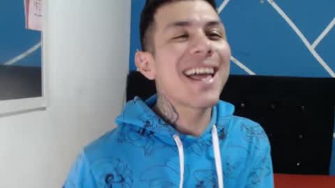 Snapshot of damiansexyboy69 chatting on November 19, 2025, 5:07 am damiansexyboy69 online show from November 19, 2025, 5:07 am