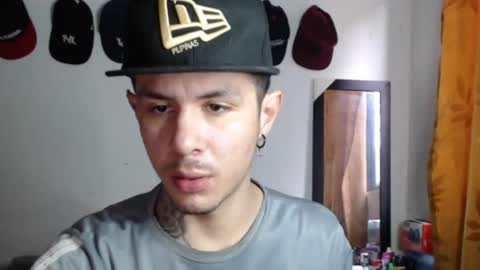 Snapshot of damiansexyboy69 chatting on December 2, 2025, 9:32 pm damiansexyboy69 online show from December 2, 2025, 9:32 pm