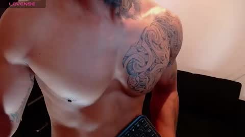 ---Taylor--- online show from February 14, 2025, 5:09 am