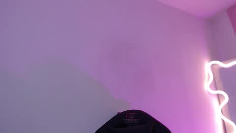 Damii online show from December 19, 2025, 7:48 am