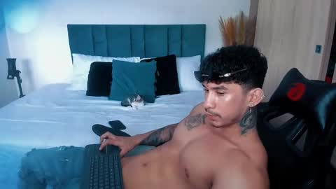 Snapshot of dammianmilleroficial chatting on November 1, 2025, 7:16 pm INSTAGRAM DAMMIANMILLEROFICIAL online show from November 1, 2025, 7:16 pm