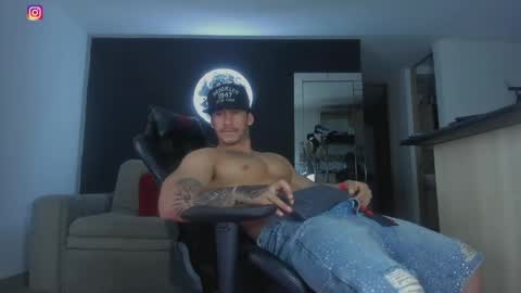 INSTAGRAM  DAMMIANMILLEROFICIAL online show from April 25, 2026, 2:14 am