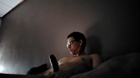 Snapshot of damnsexy0102 chatting on June 15, 2026, 5:20 am DamnSexy0102 online show from June 15, 2026, 5:20 am