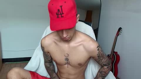 Snapshot of damon_333 chatting on November 21, 2025, 6:06 pm Damon online show from November 21, 2025, 6:06 pm