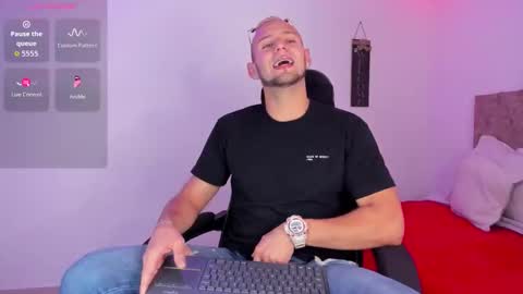 Snapshot of damon_baker0 chatting on November 3, 2025, 1:12 pm Damon bakert online show from November 3, 2025, 1:12 pm