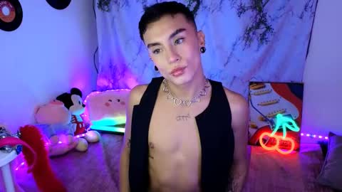 damon_clark_ online show from February 16, 2025, 7:16 pm