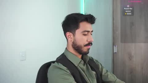 damon_frost online show from December 19, 2024, 4:02 pm