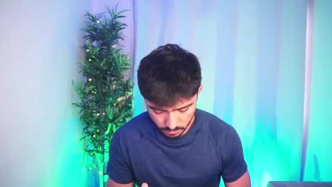 Snapshot of damon_frost chatting on June 11, 2026, 7:12 pm damon_frost online show from June 11, 2026, 7:12 pm
