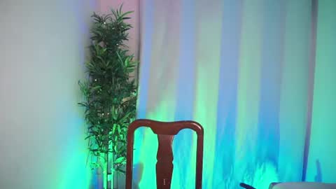 Snapshot of damon_frost chatting on June 13, 2026, 7:23 pm damon_frost online show from June 13, 2026, 7:23 pm