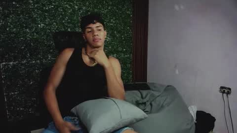 Snapshot of damon_sw chatting on November 25, 2025, 5:13 pm damon online show from November 25, 2025, 5:13 pm