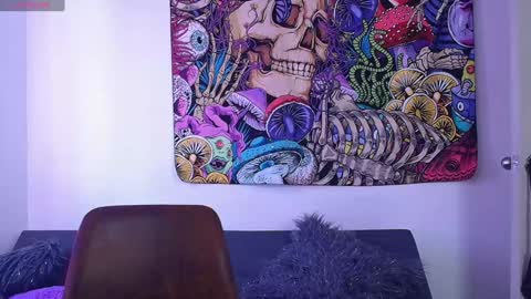 Snapshot of damoncolbi chatting on December 11, 2024, 4:31 pm damoncolbi online show from December 11, 2024, 4:31 pm