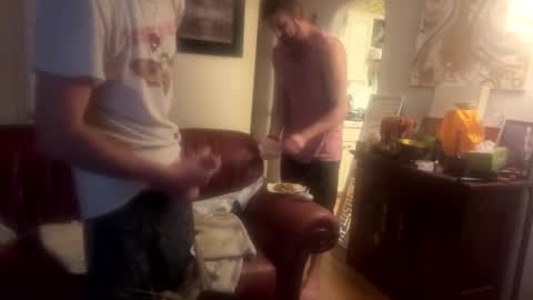 Snapshot of damontsi chatting on March 17, 2026, 8:17 am damontsi online show from March 17, 2026, 8:17 am