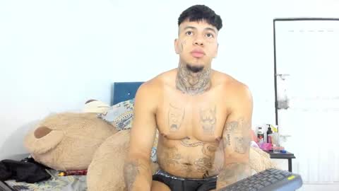 Snapshot of damonxxx1 chatting on October 16, 2025, 8:26 am Damon online show from October 16, 2025, 8:26 am