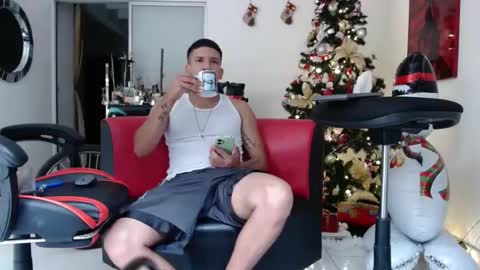 damyan_2003 online show from December 3, 2024, 1:32 pm