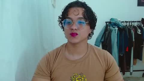 Snapshot of dan_blous chatting on May 18, 2026, 12:18 am Diane Blosson online show from May 18, 2026, 12:18 am