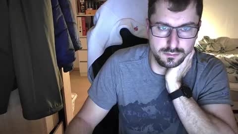 King Dan online show from December 1, 2024, 7:25 pm