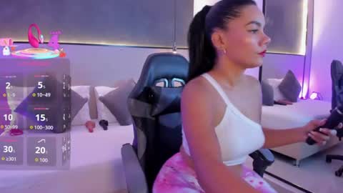 D A N A  online show from July 17, 2026, 7:19 pm