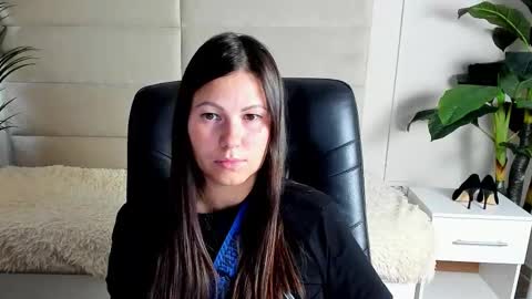 Dana Dom online show from October 27, 2025, 2:59 am