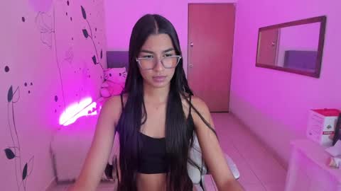 dana_paula online show from February 28, 2025, 11:36 am
