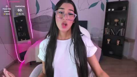 dana_paula online show from November 9, 2025, 11:41 am