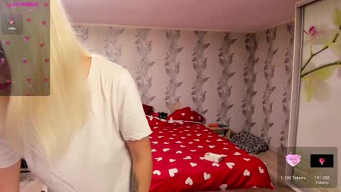 Snapshot of danamily chatting on October 5, 2025, 12:14 pm Denisa personalized vinyl photo wallpaper 95-cm length 239-cm height with danamilys autograph or photo on request personaliz online show from October 5, 2025, 12:14 pm