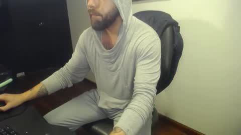 Snapshot of danbury44 chatting on October 14, 2025, 3:18 am danbury online show from October 14, 2025, 3:18 am