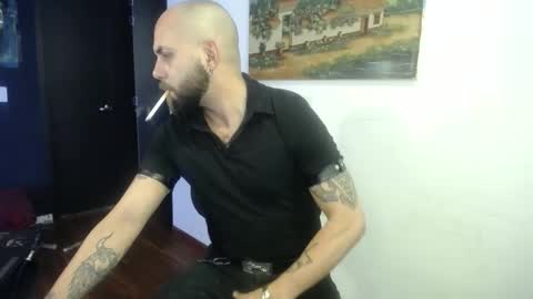 Snapshot of danbury44 chatting on October 24, 2025, 8:16 pm danbury online show from October 24, 2025, 8:16 pm